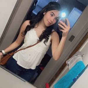 Meet your Posher, Adrianna